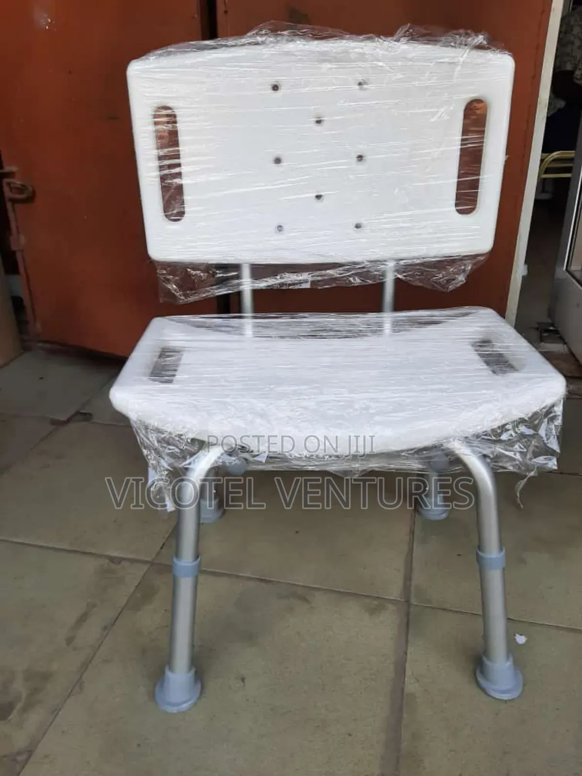 Shower Seat With Backrest