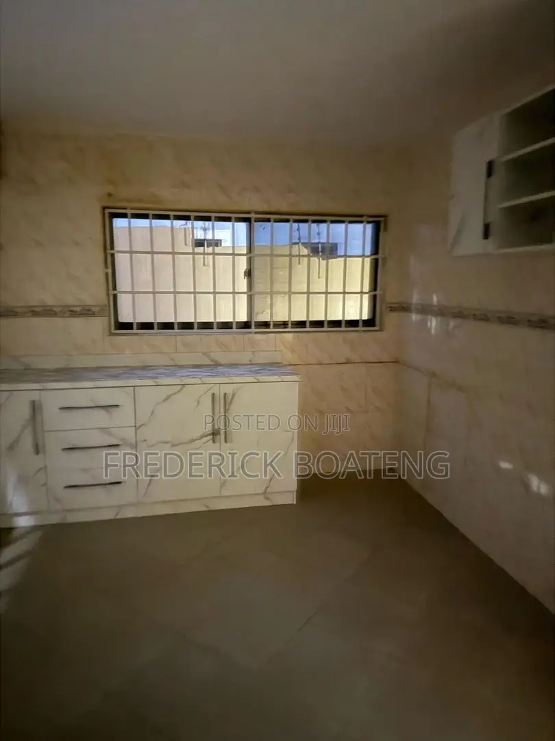 3bdrm House in Police Station for sale