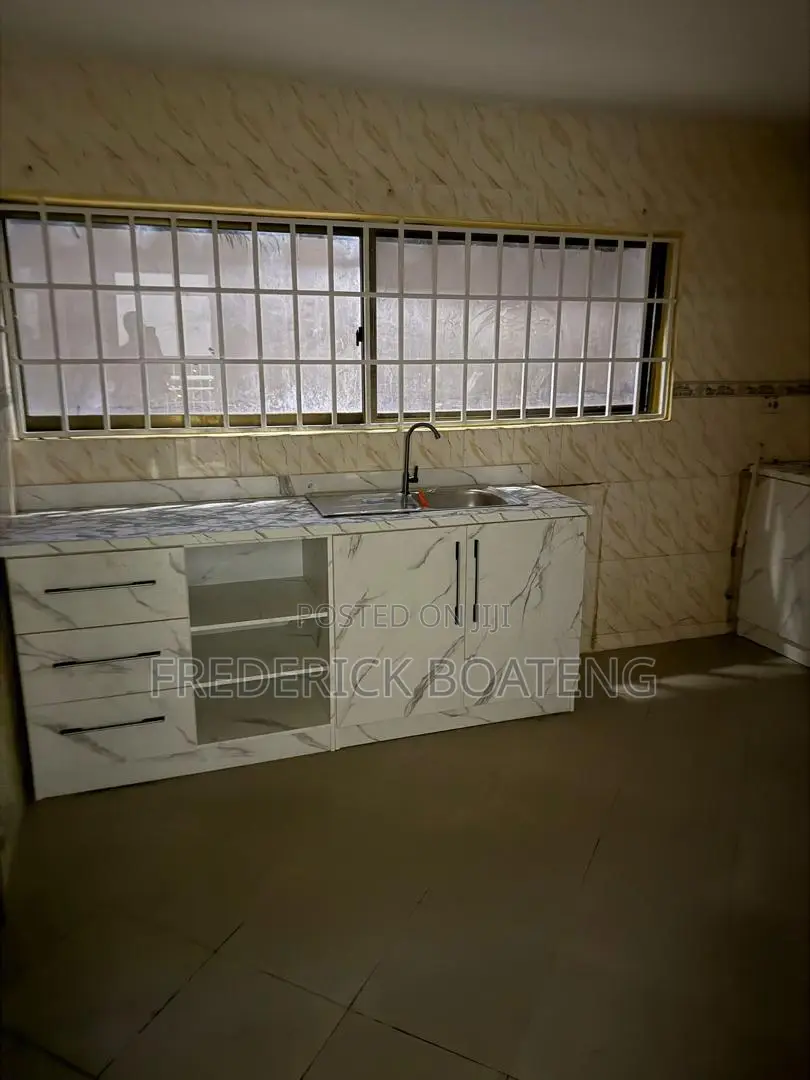 3bdrm House in Police Station for sale