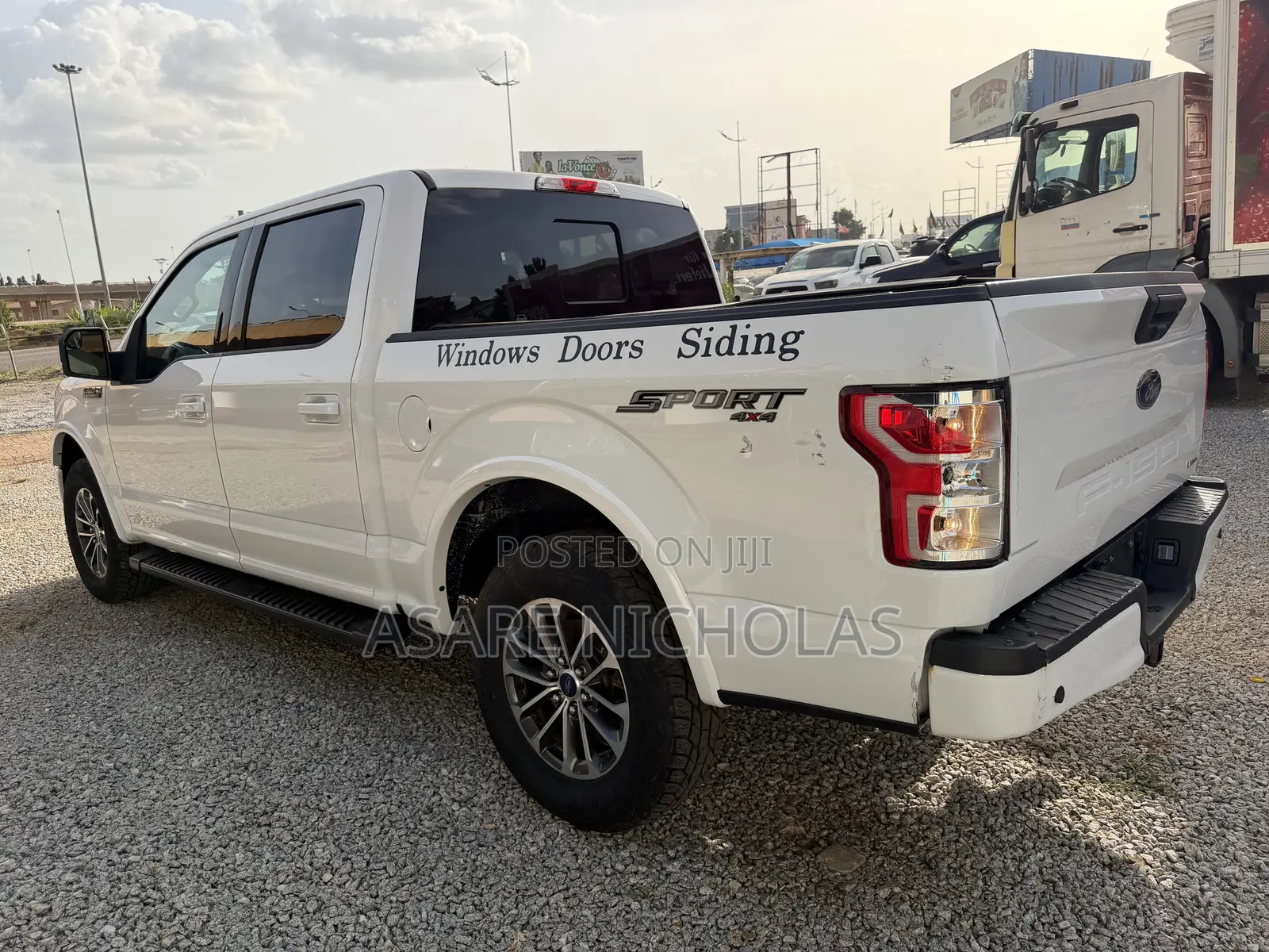 Ford F-150 2022 White
