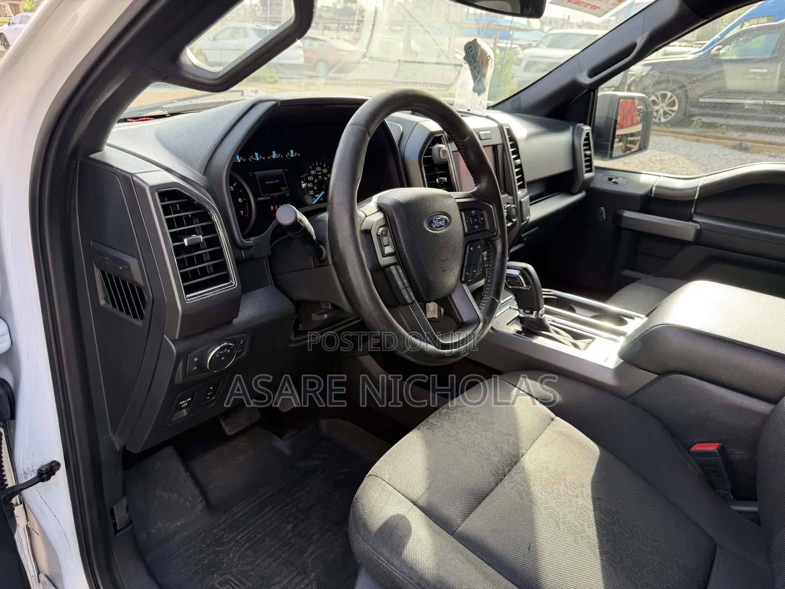 Ford F-150 2022 White