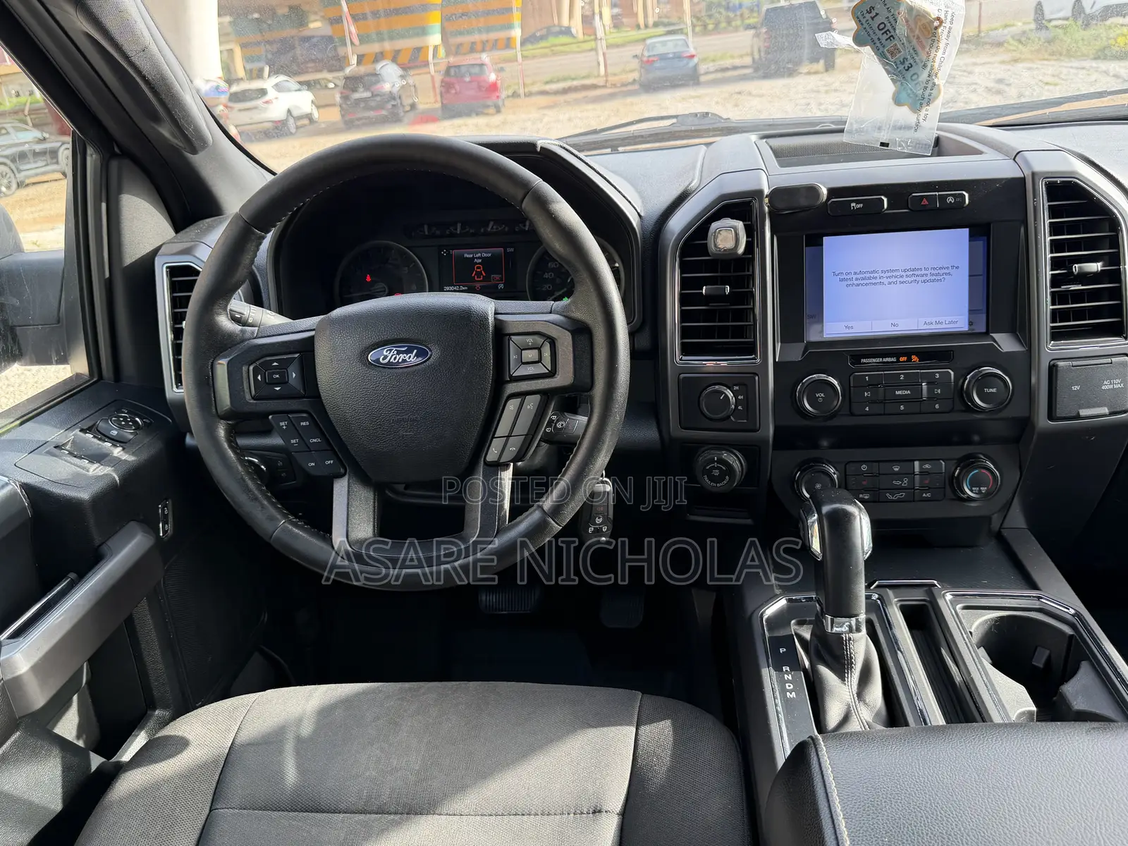 Ford F-150 2022 White