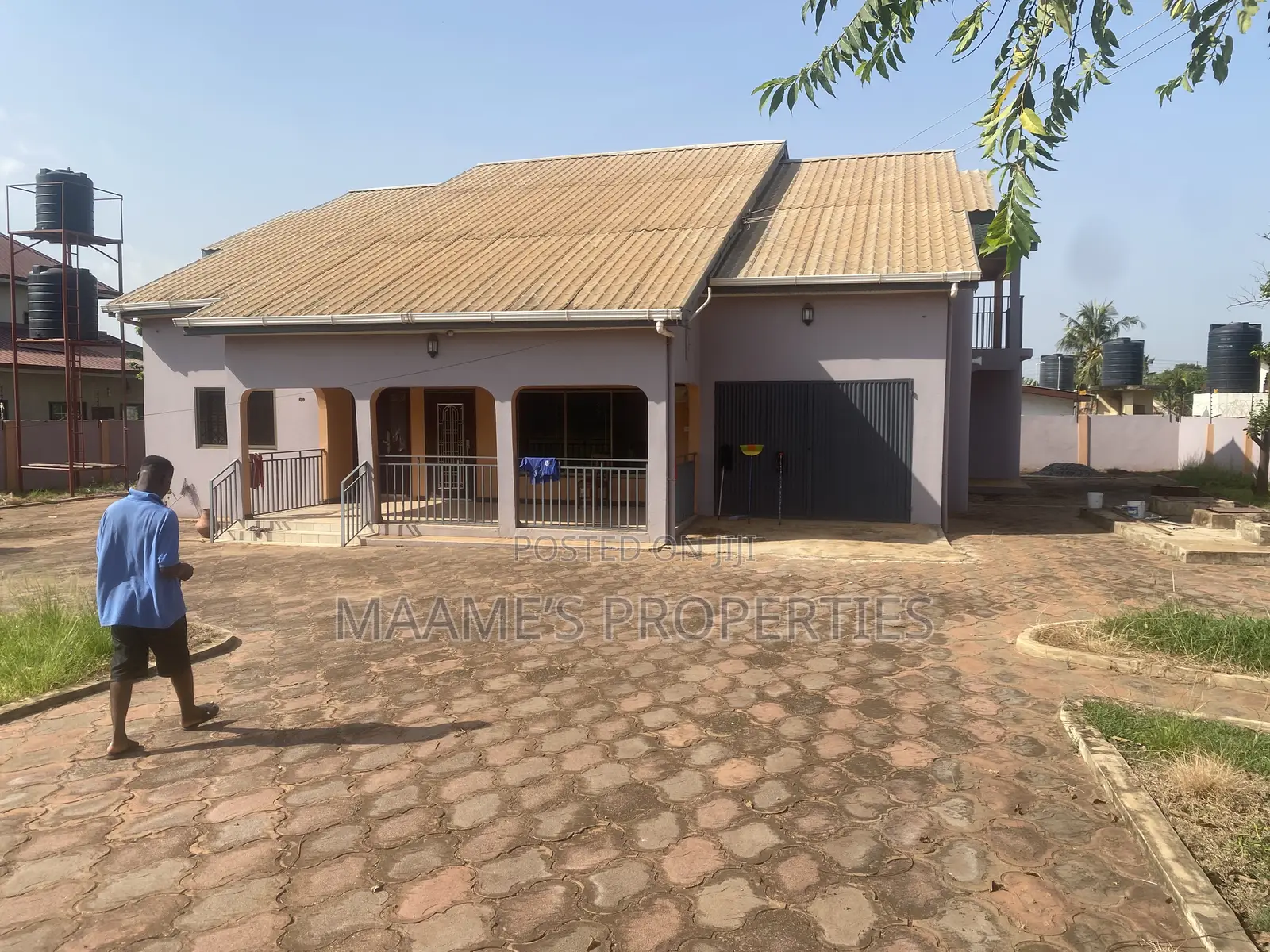6bdrm House in Adenta for rent