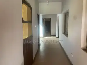 6bdrm House in Adenta for rent