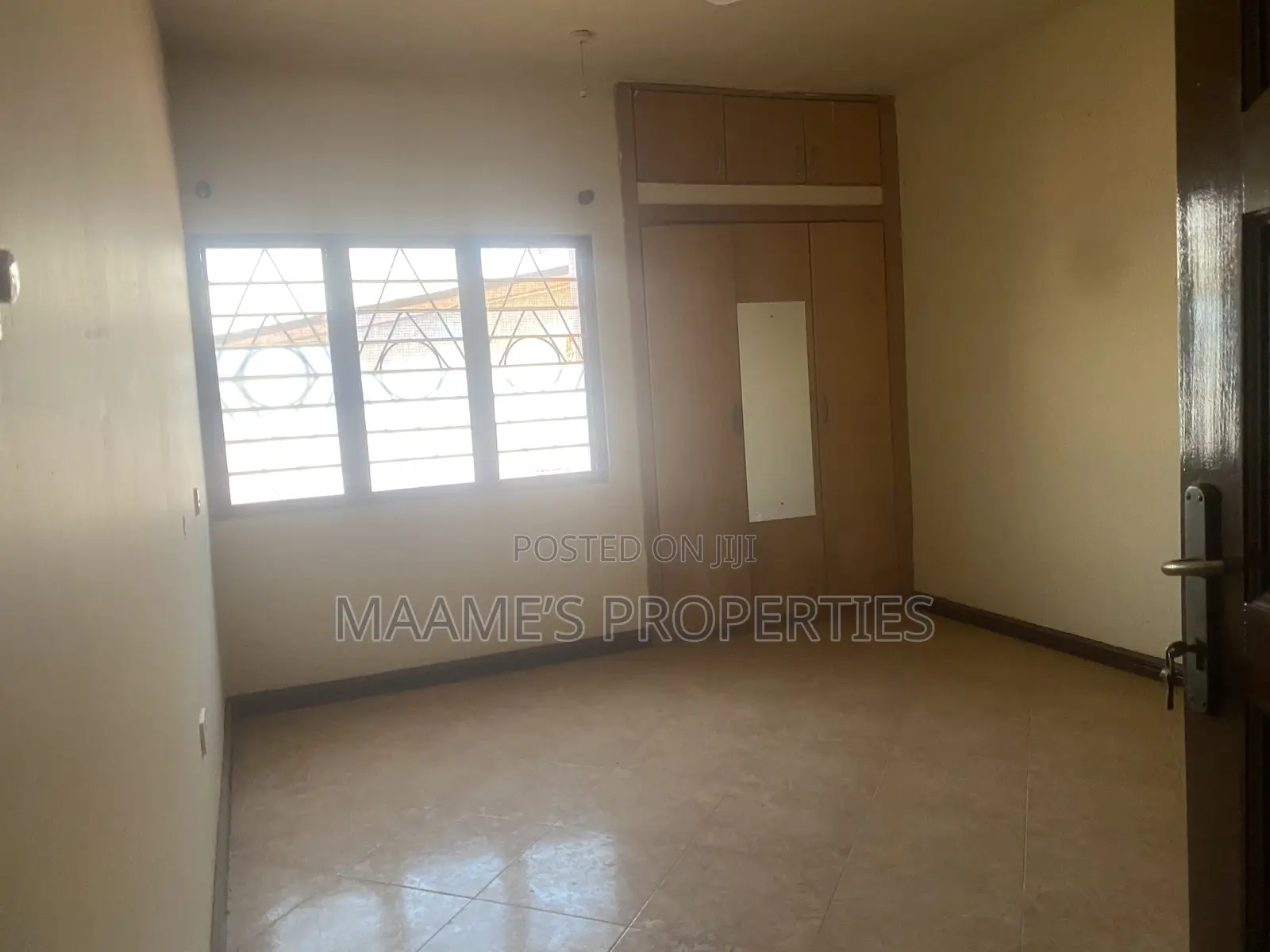 6bdrm House in Adenta for rent
