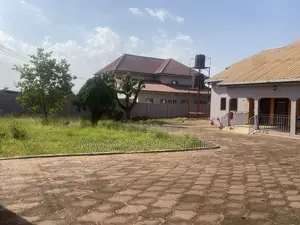 6bdrm House in Adenta for rent