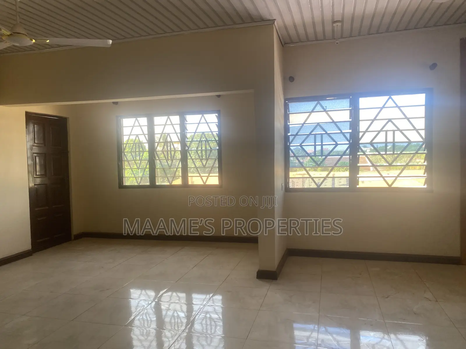 6bdrm House in Adenta for rent