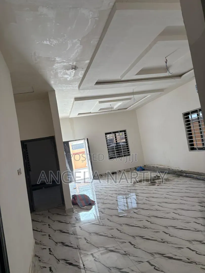 3bdrm House in Lashibi, Accra Metropolitan for sale