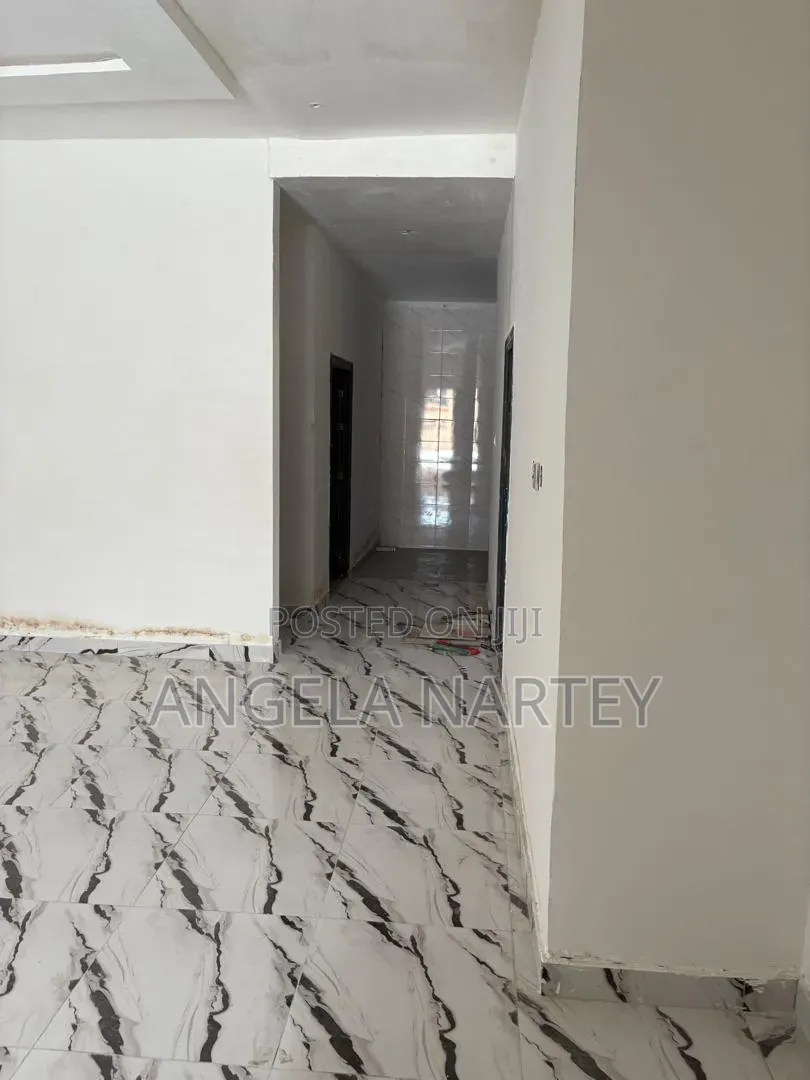 3bdrm House in Lashibi, Accra Metropolitan for sale