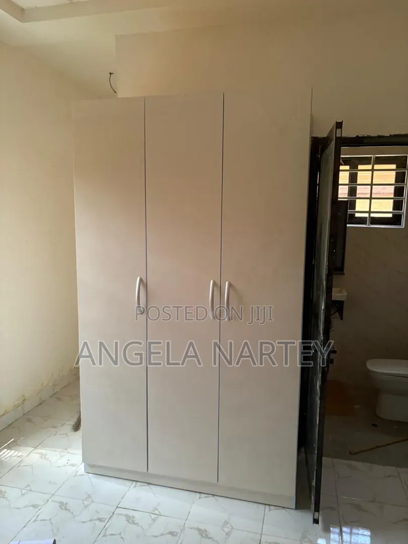 3bdrm House in Lashibi, Accra Metropolitan for sale