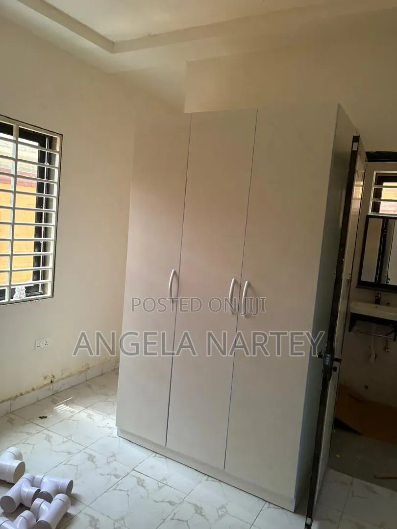 3bdrm House in Lashibi, Accra Metropolitan for sale