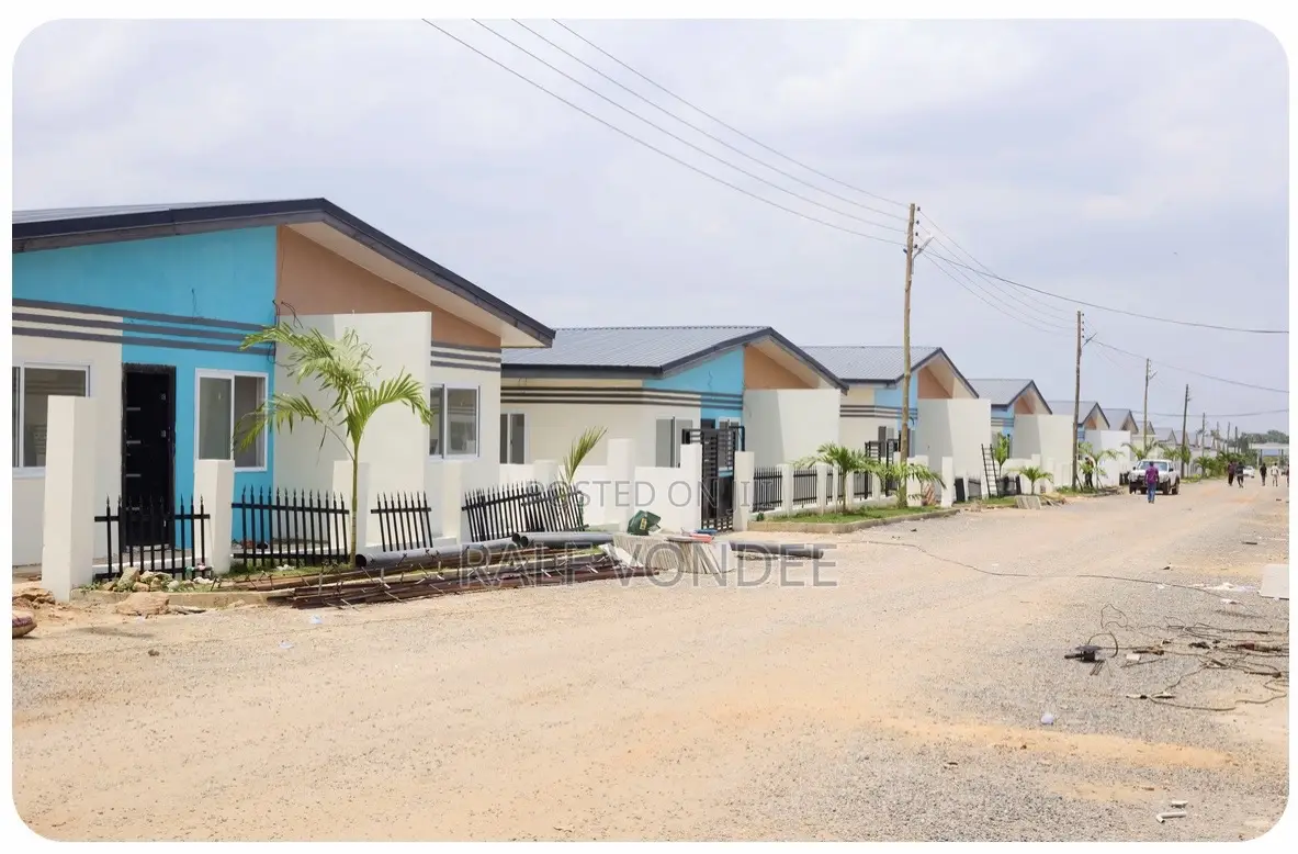 2bdrm House in Rehoboth, Danfa for sale