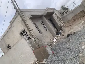 3bdrm House in Teshie Palace Mall, Spintex for sale