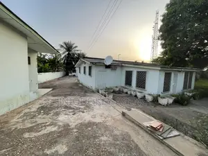 4 BDRM House on 2 Plot for Sale in Kanda