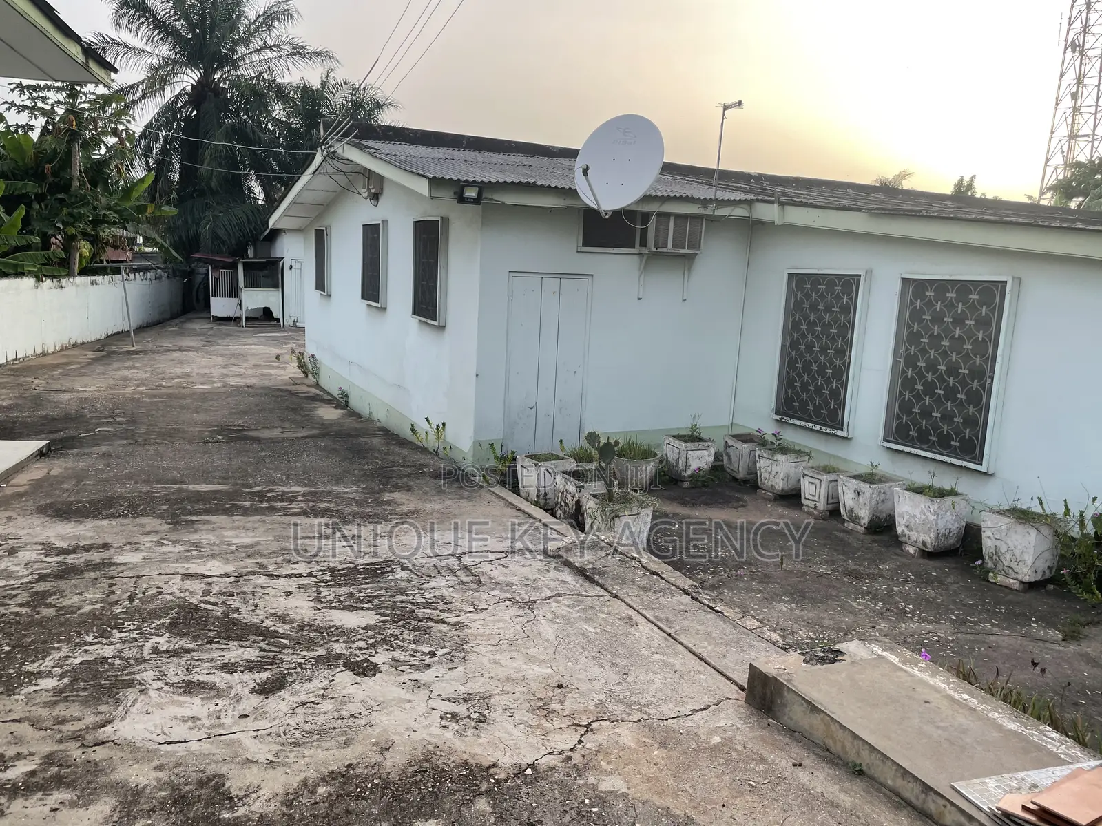 4 BDRM House on 2 Plot for Sale in Kanda