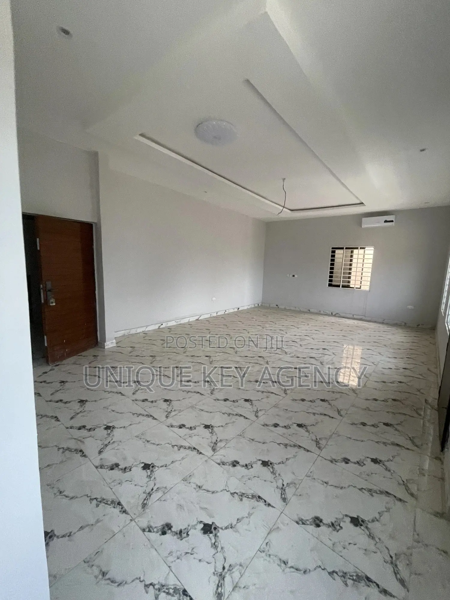 4bdrm Duplex in Unique Key Agency, Spintex for sale