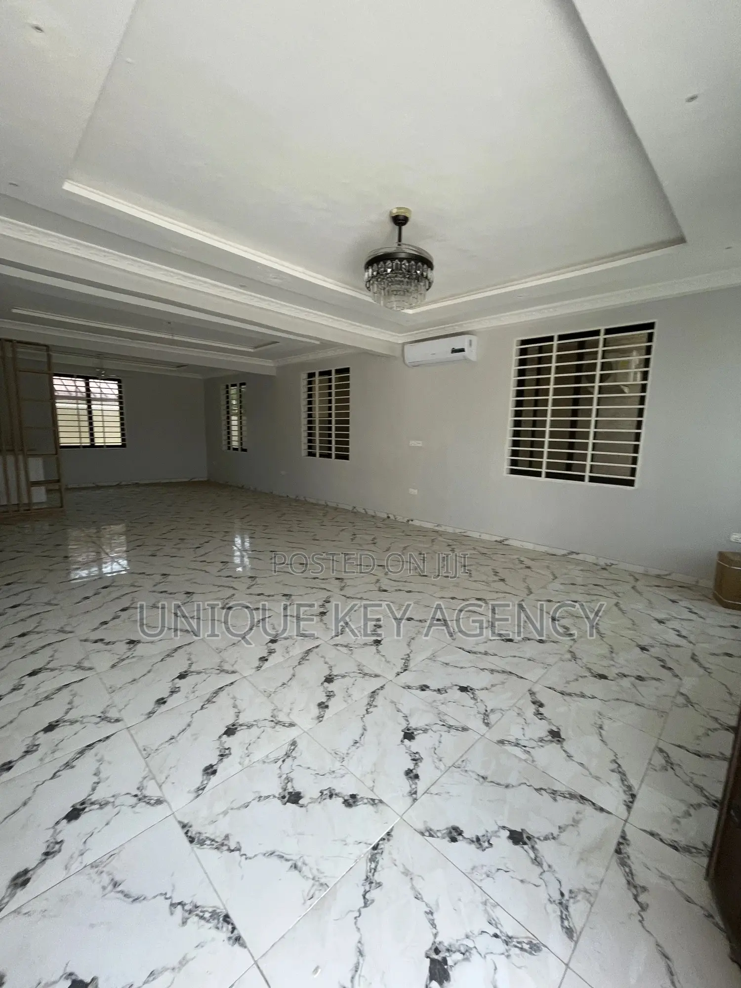 4bdrm Duplex in Unique Key Agency, Spintex for sale