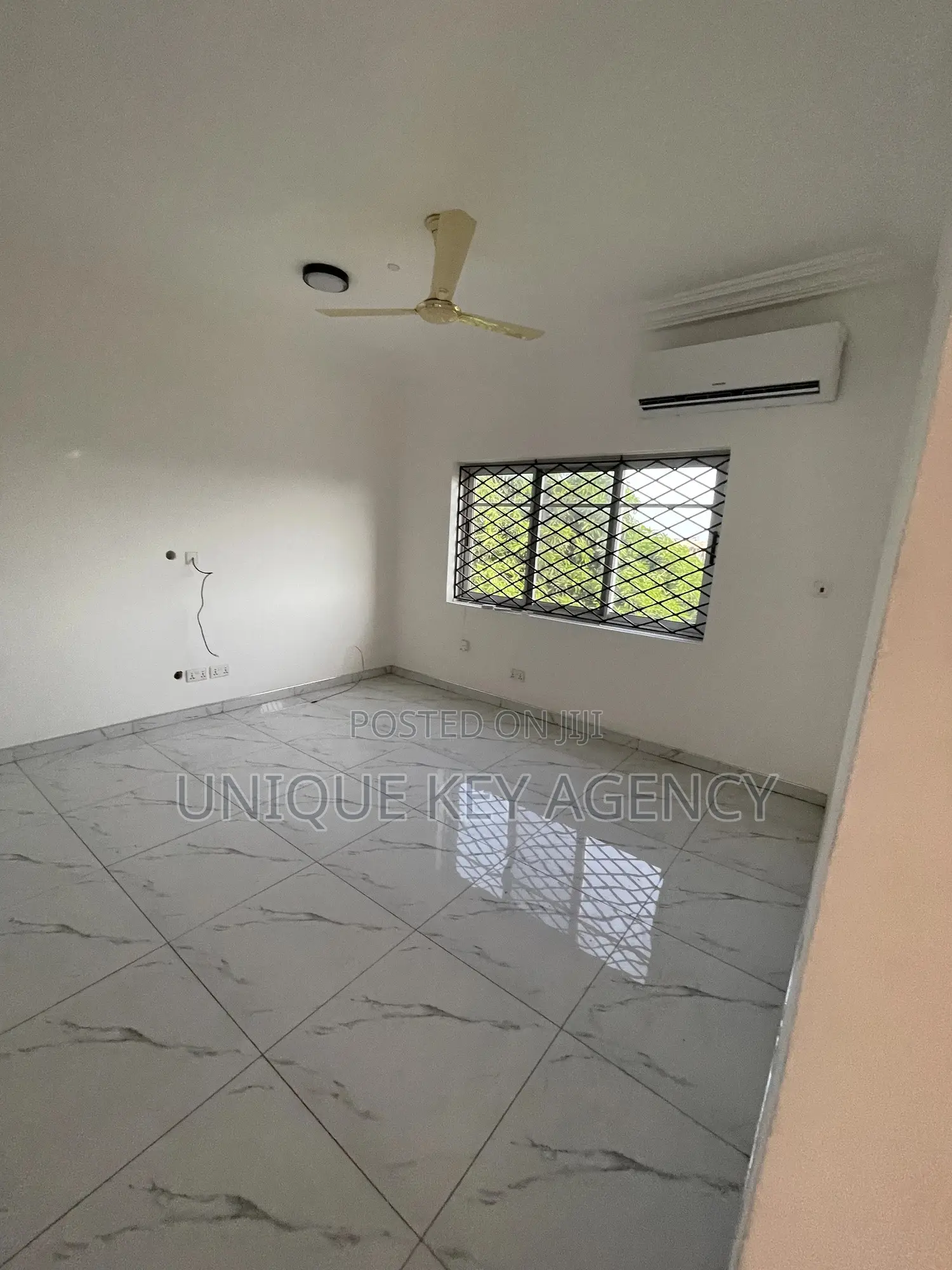 2bdrm Apartment in Unique Key Agency, Achimota for rent