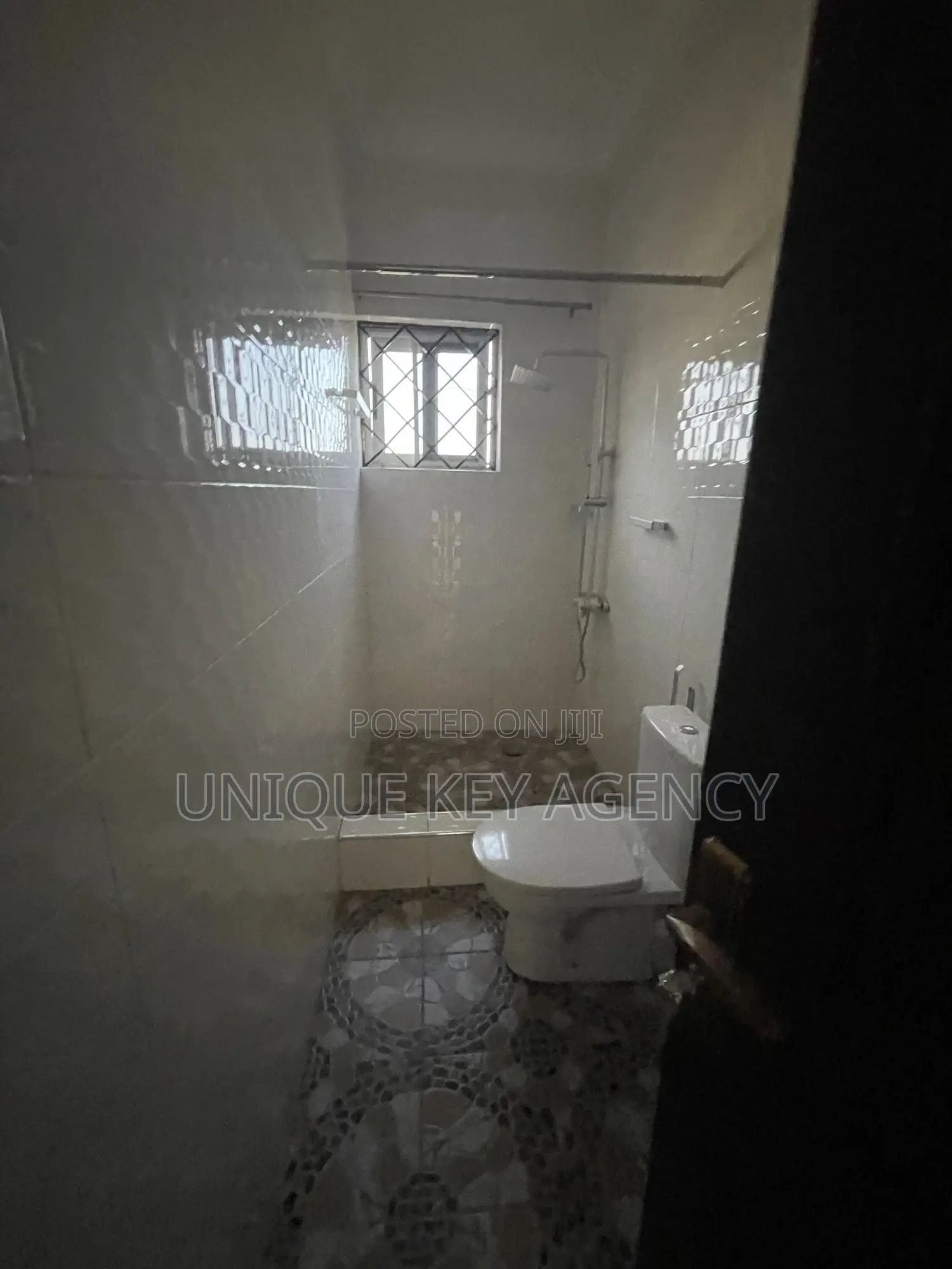 2bdrm Apartment in Unique Key Agency, Achimota for rent