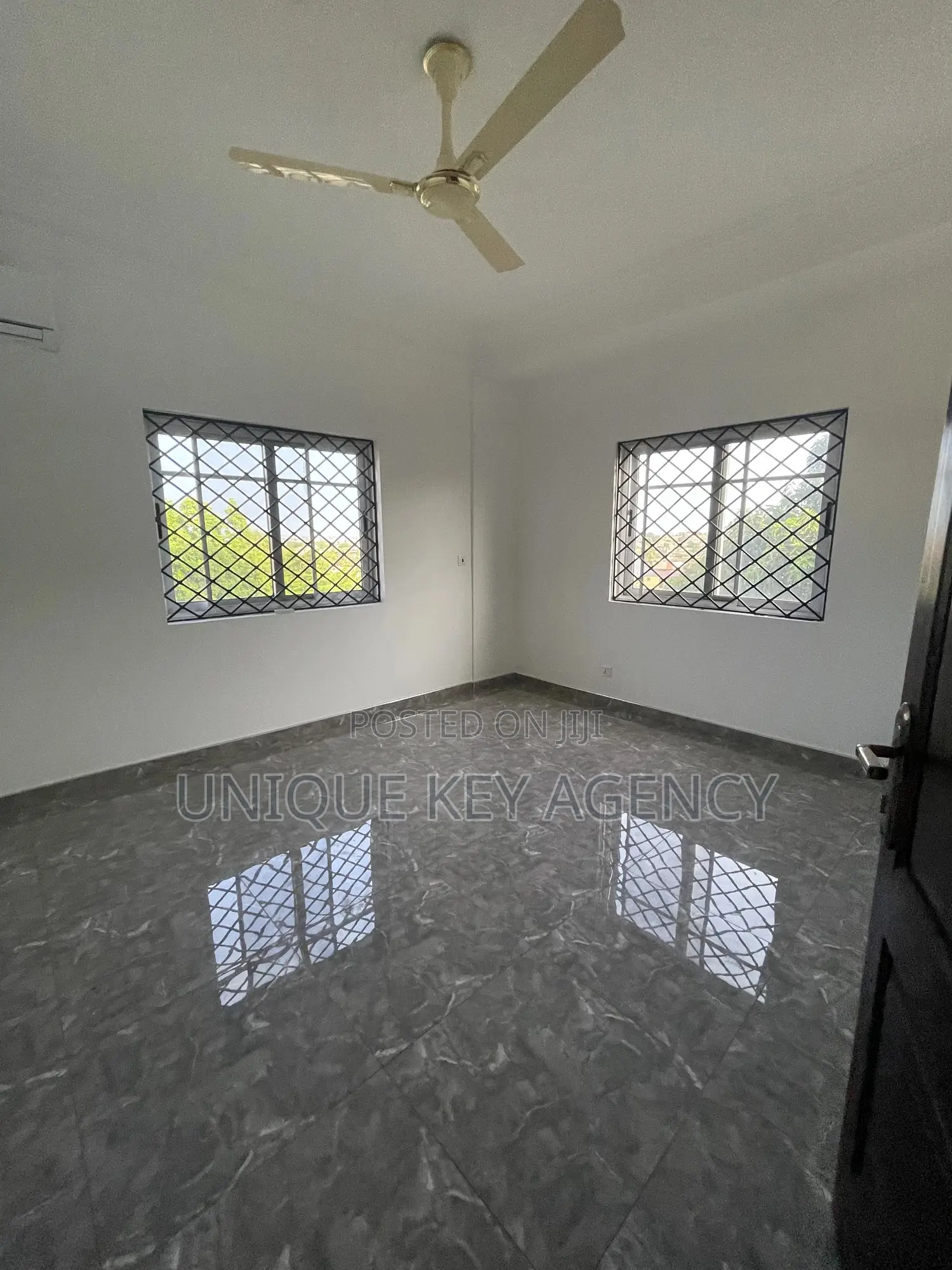 2bdrm Apartment in Unique Key Agency, Achimota for rent