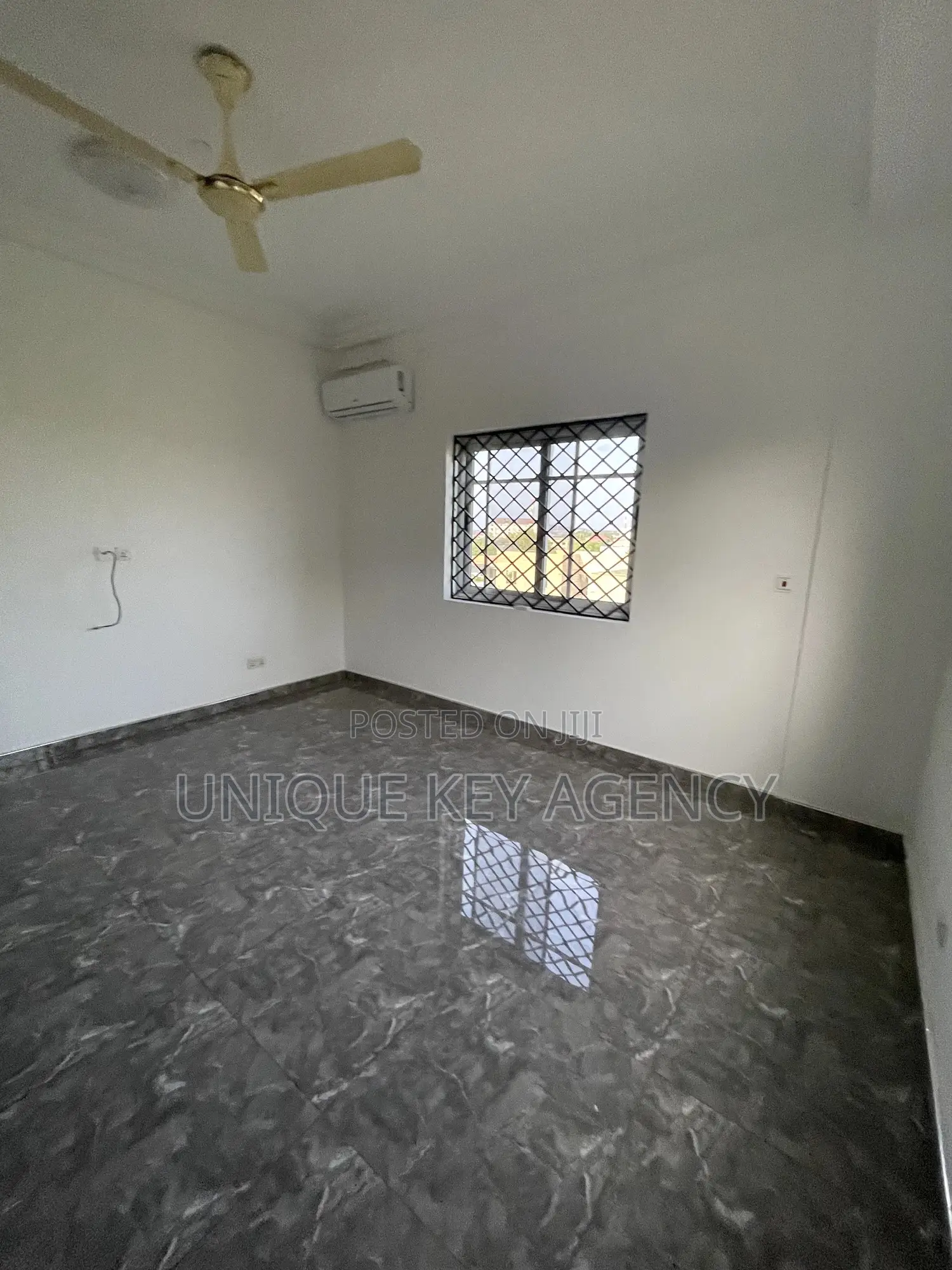 2bdrm Apartment in Unique Key Agency, Achimota for rent