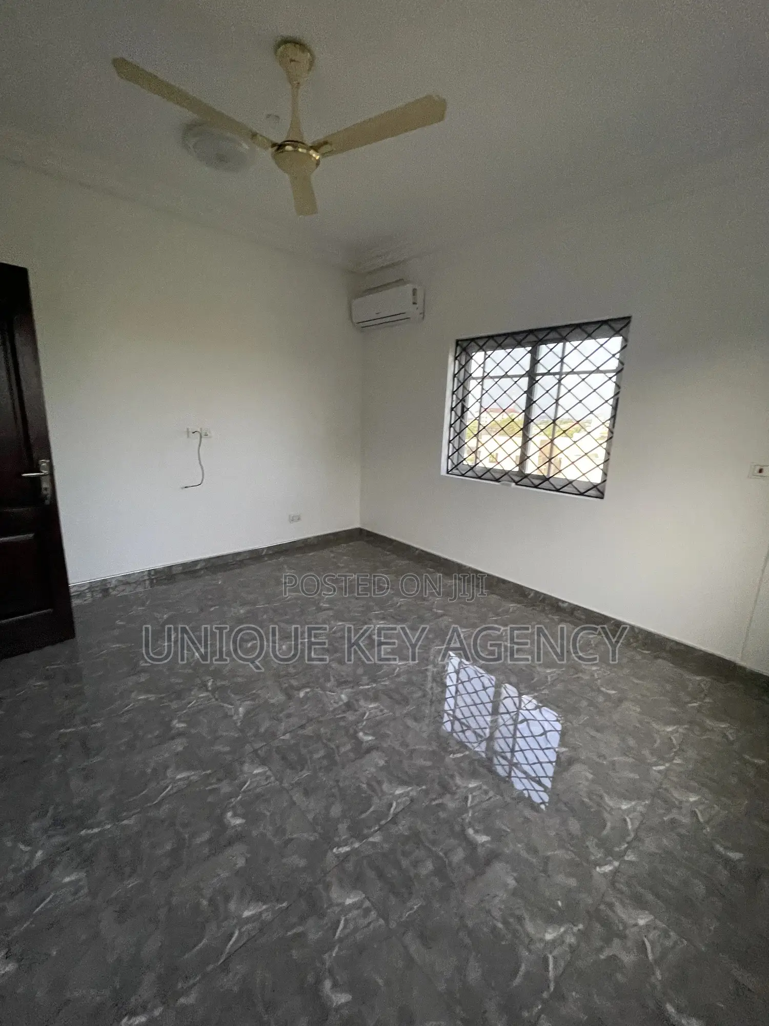 2bdrm Apartment in Unique Key Agency, Achimota for rent