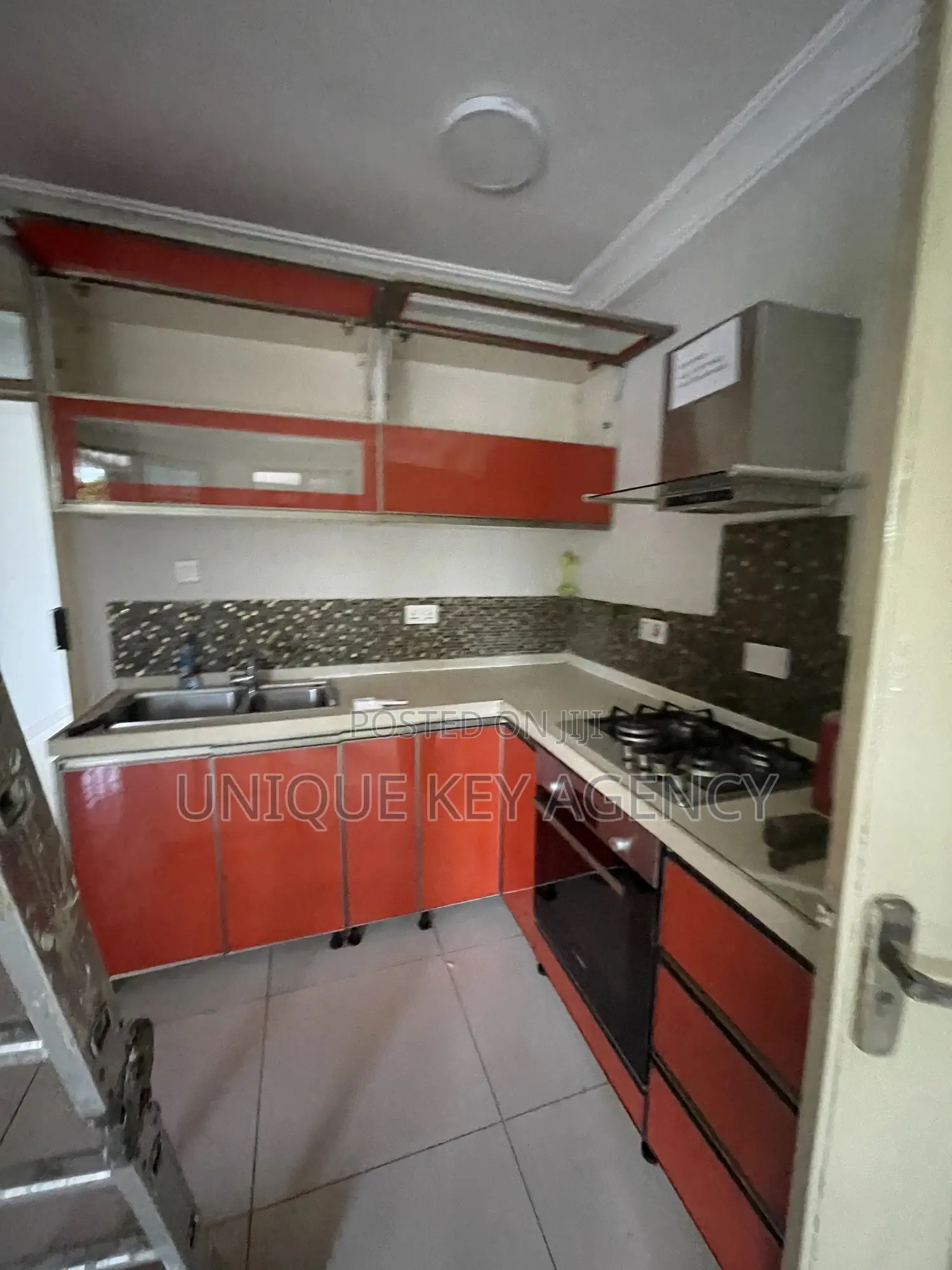 2bdrm Apartment in Unique Key Agency, Airport Residential Area for rent