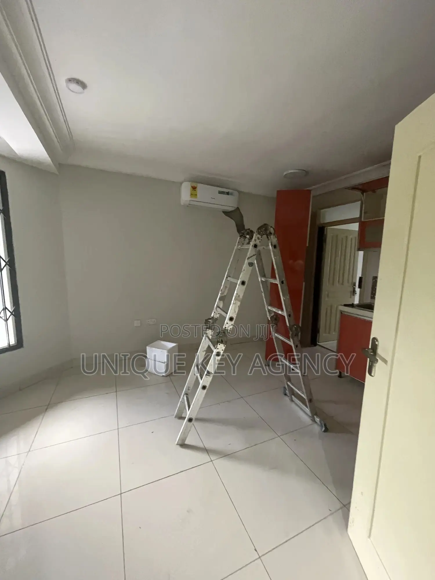 2bdrm Apartment in Unique Key Agency, Airport Residential Area for rent