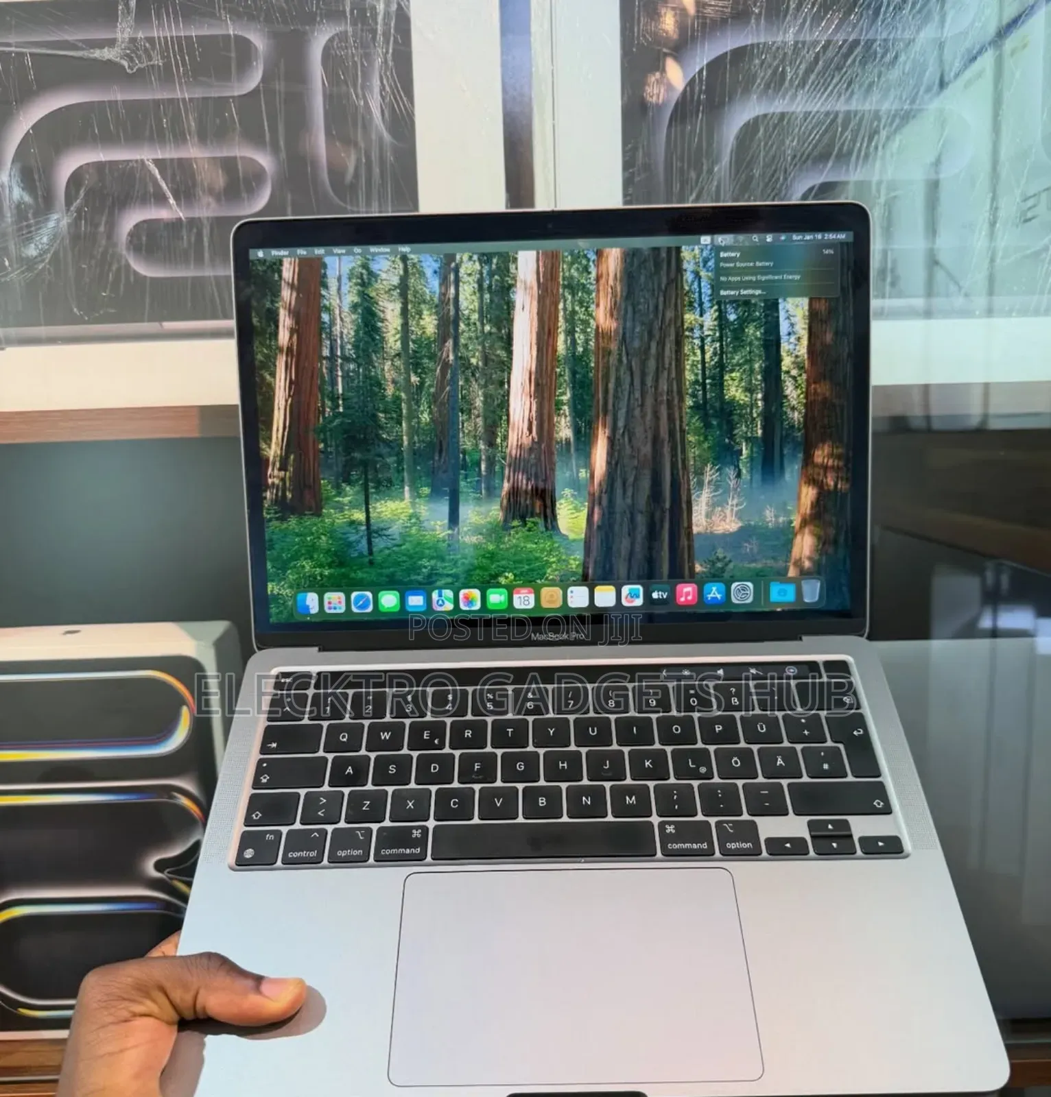 Laptop Apple MacBook Pro 2020 16GB Intel Core i7 SSD 512GB