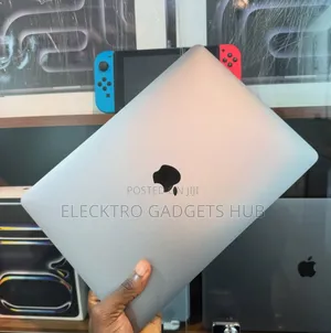 Laptop Apple MacBook Pro 2020 16GB Intel Core i7 SSD 512GB