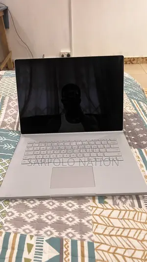 Laptop Microsoft Surface Book 2 16GB Intel Core i7 SSD 512GB