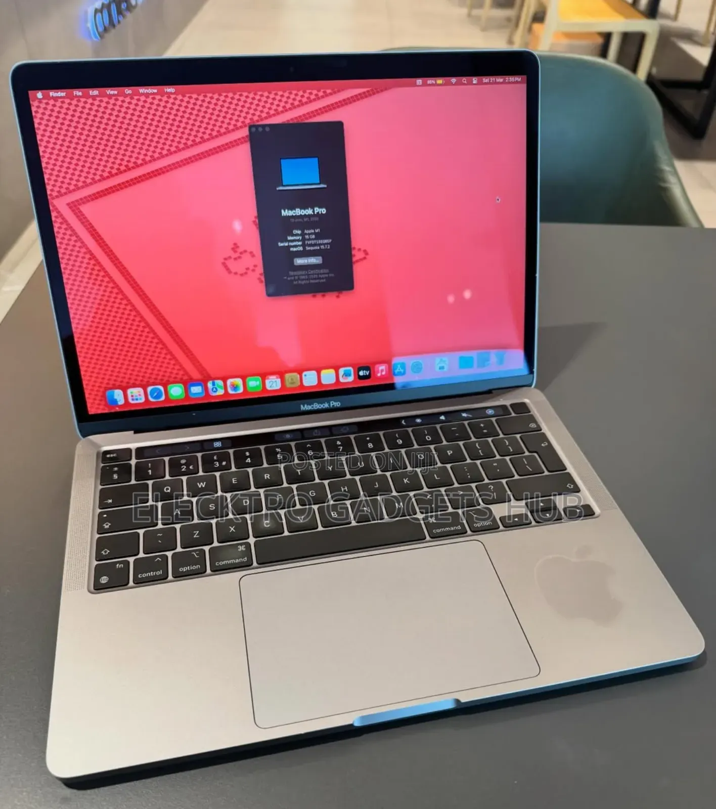 Laptop Apple MacBook Pro 2020 8GB Apple M1 SSD 512GB