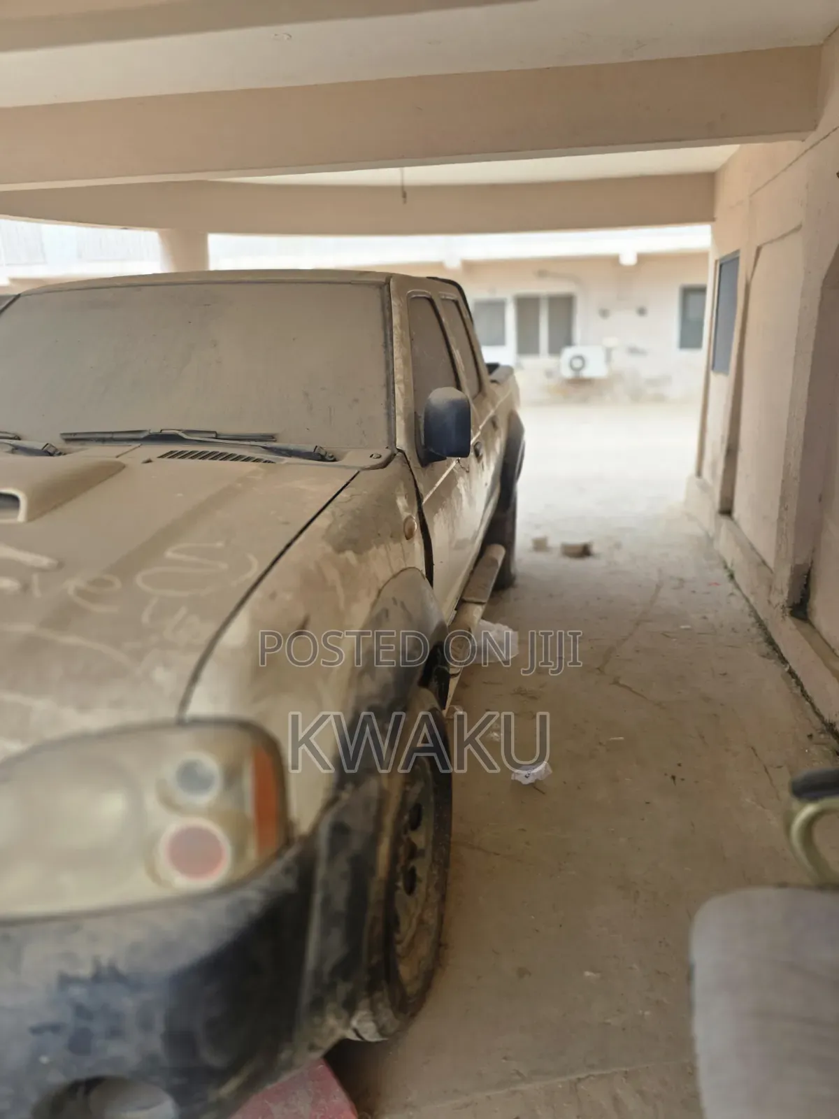 Nissan Hardbody 2018 White