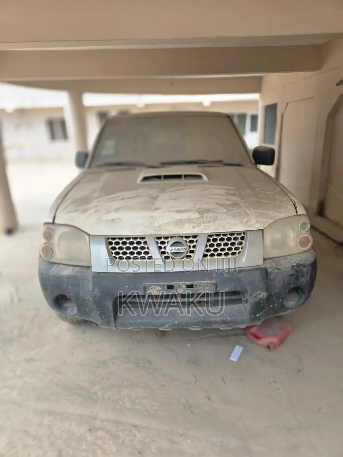 Nissan Hardbody 2018 White