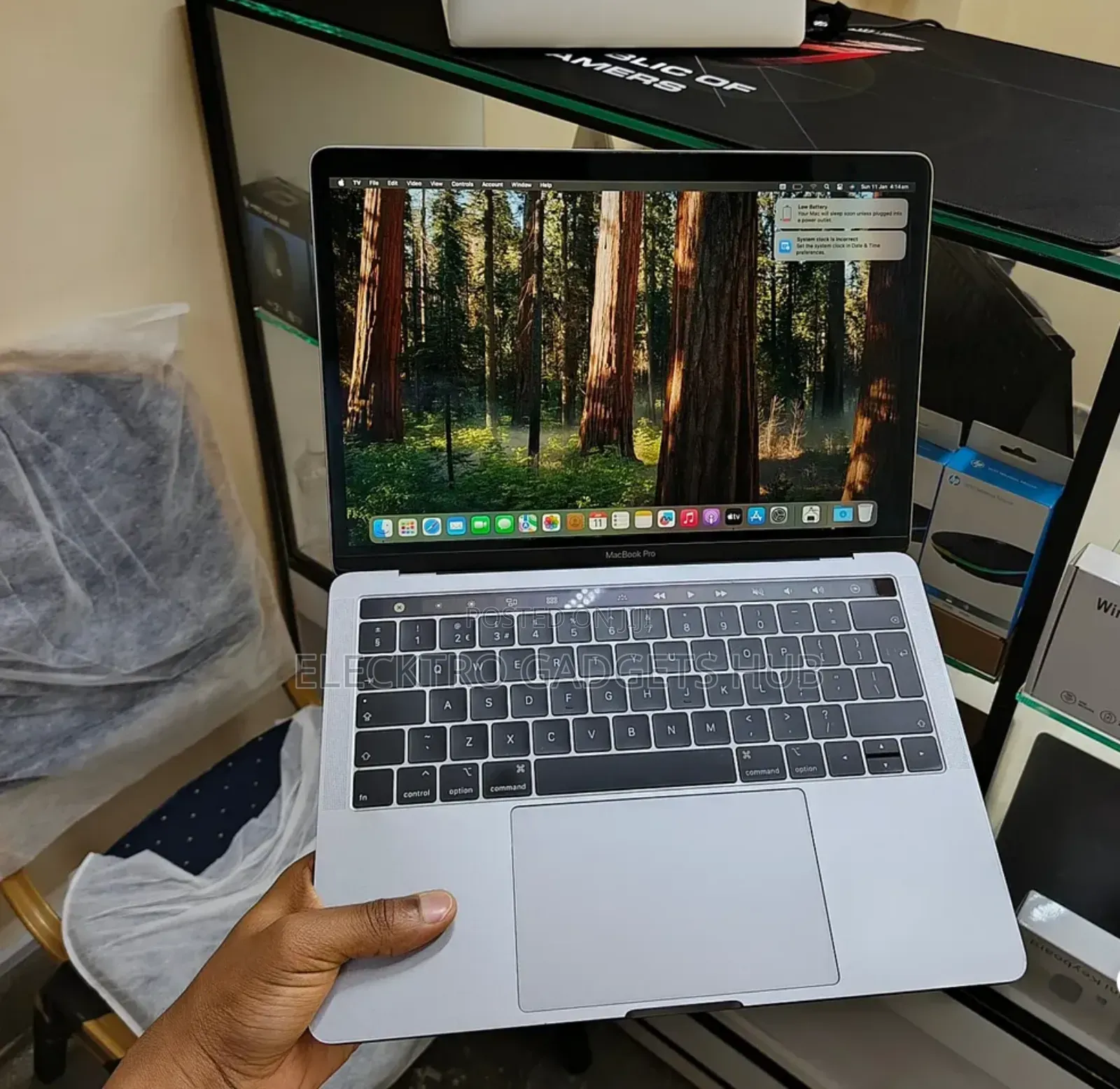 Laptop Apple MacBook Pro 2018 16GB Intel Core i7 SSD 512GB