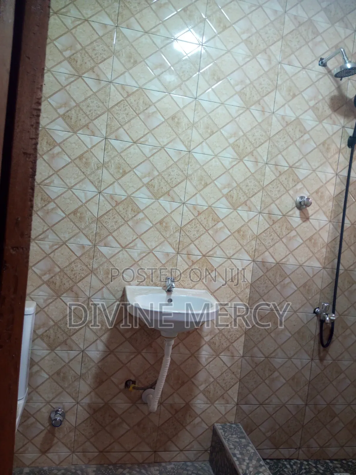 2bdrm Apartment in Kokrobite Road, Awutu Senya East Municipal for rent