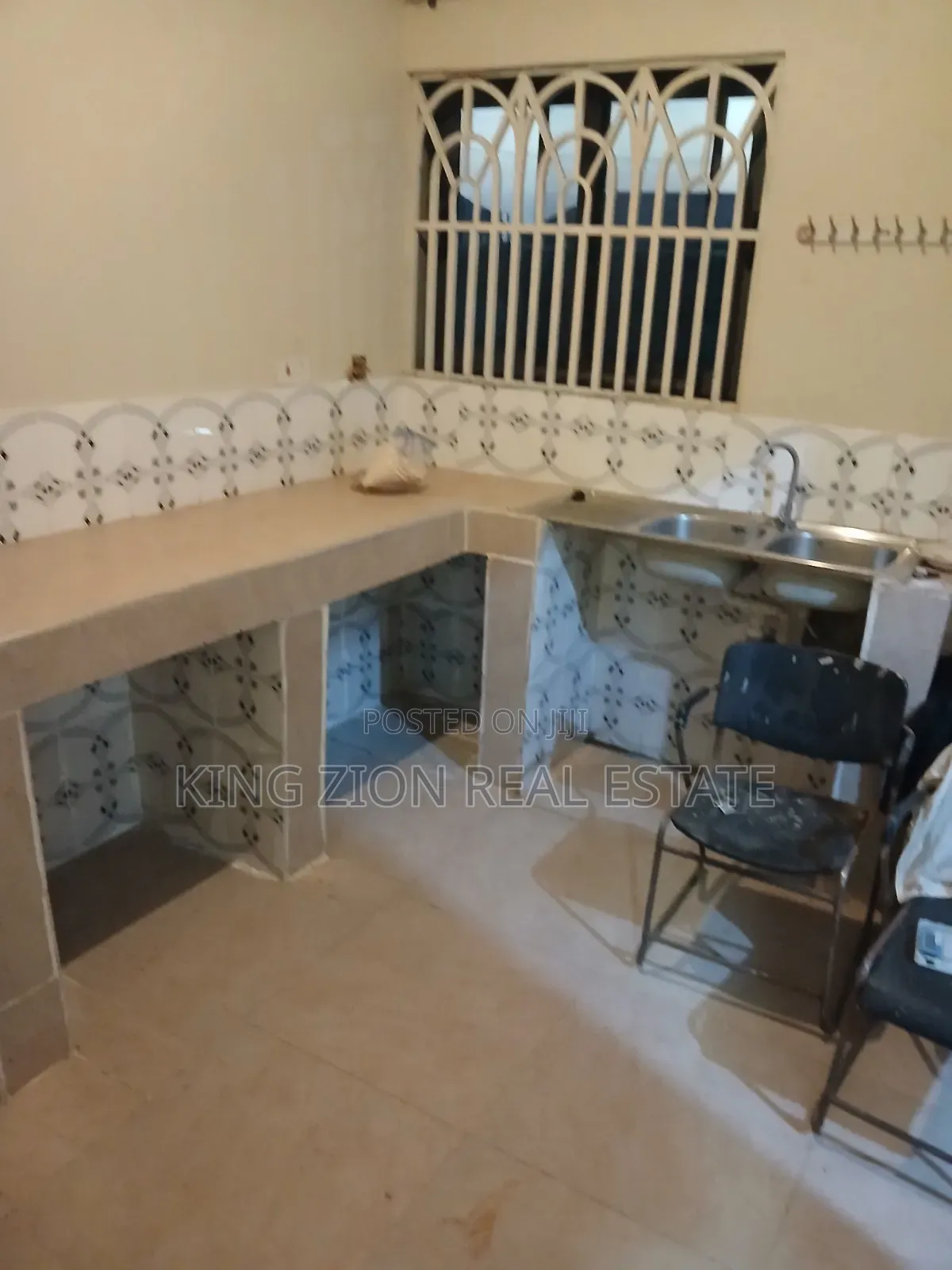 3bdrm House in Kingzion Real, Tetegu for rent