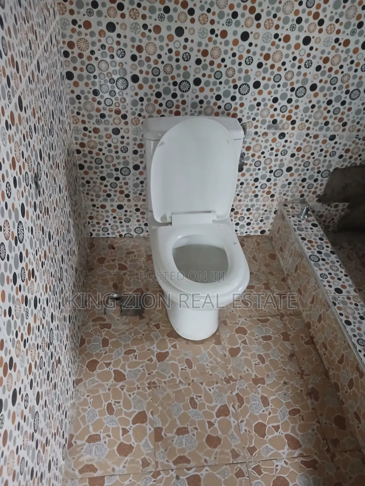 3bdrm House in Kingzion Real, Tetegu for rent