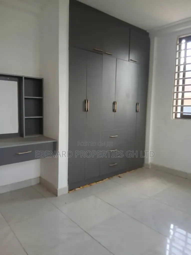 2bdrm Apartment in Ebenard Properties, Sakumono for rent