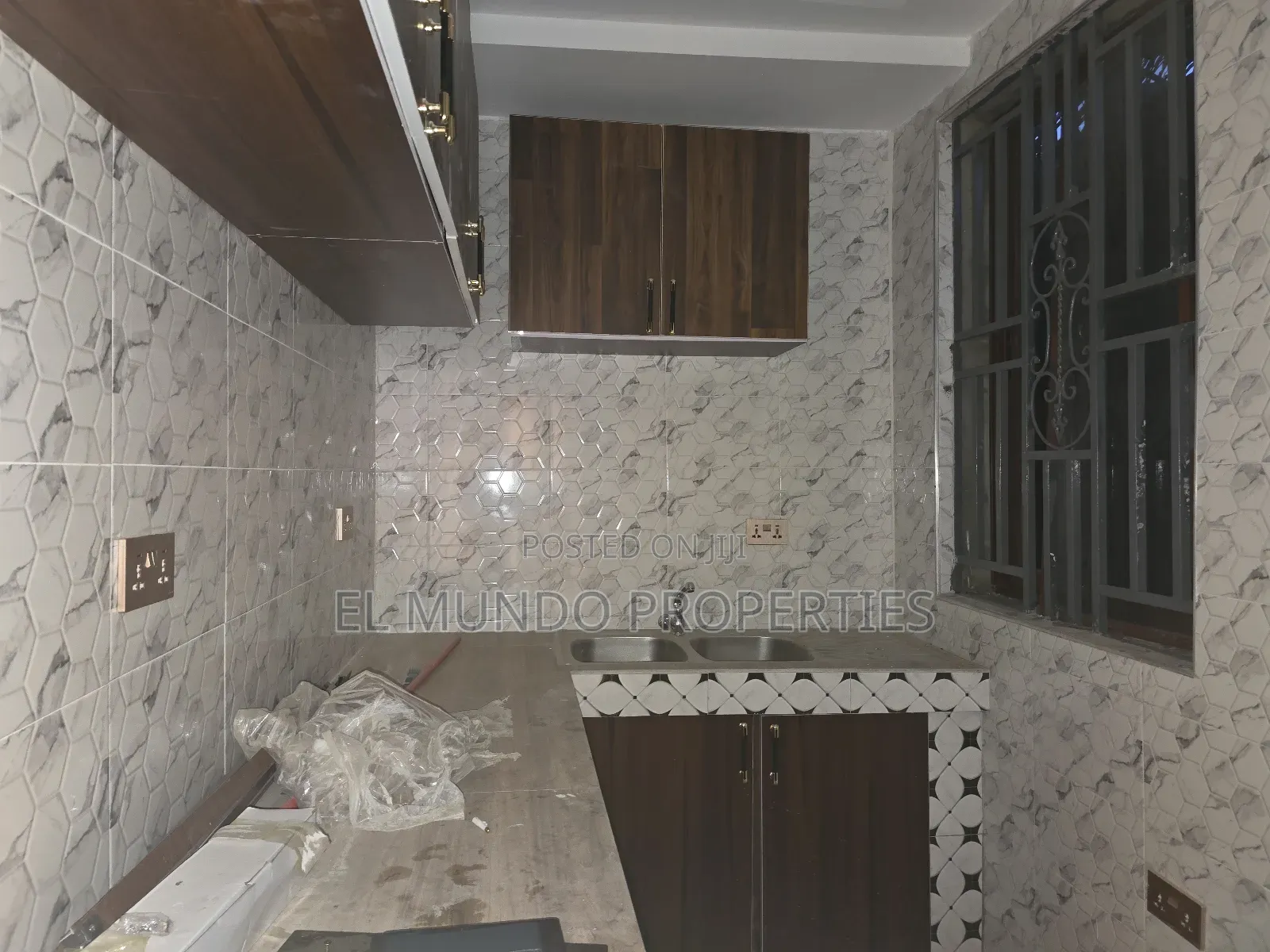 2bdrm Apartment in Apatrapa, Kumasi Metropolitan for rent