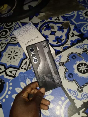 Tecno Camon 40 256 GB Blue