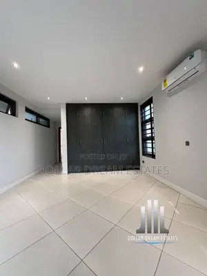 3bdrm House in Airport Residential Area for sale