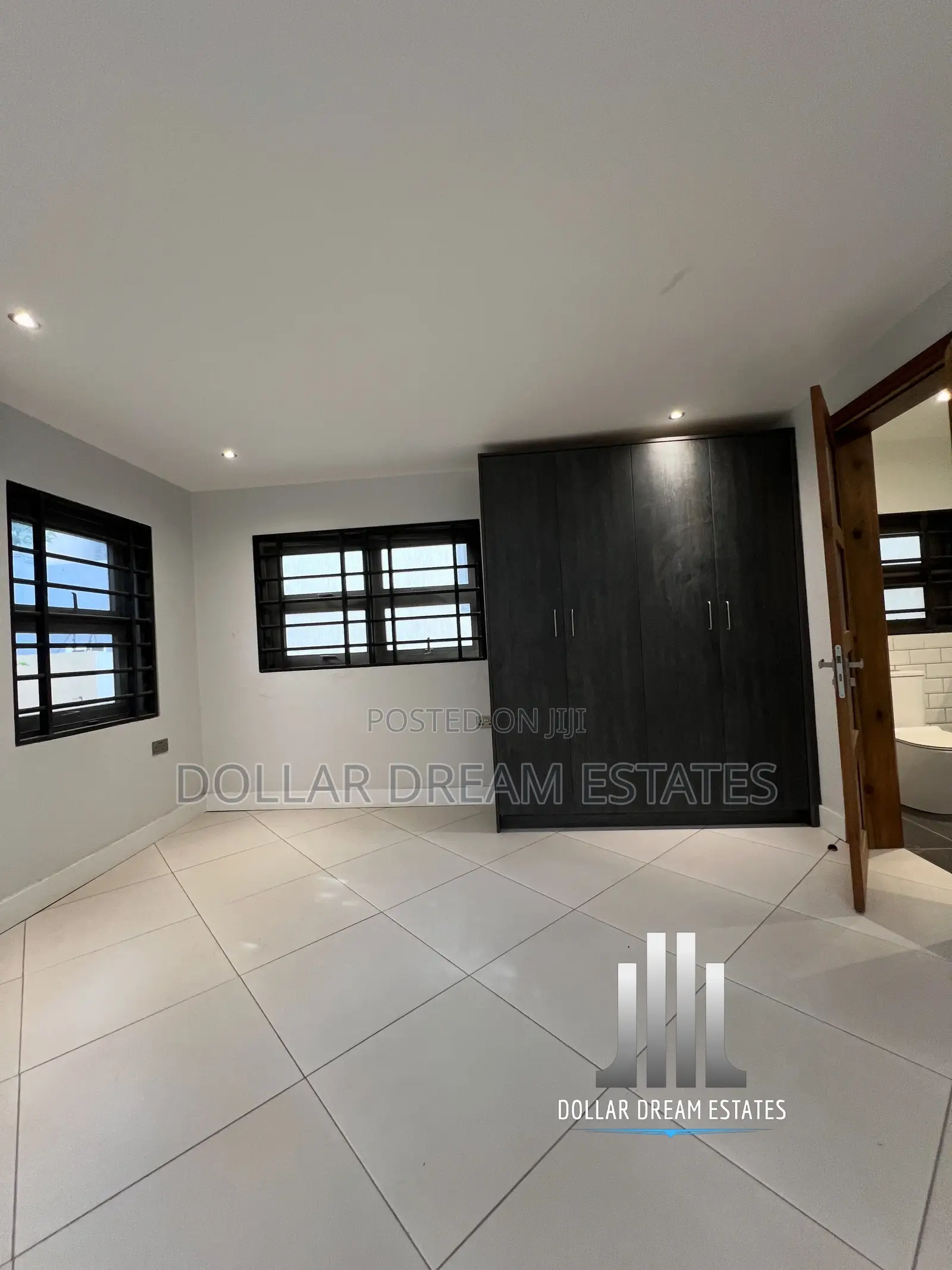 3bdrm House in Airport Residential Area for sale