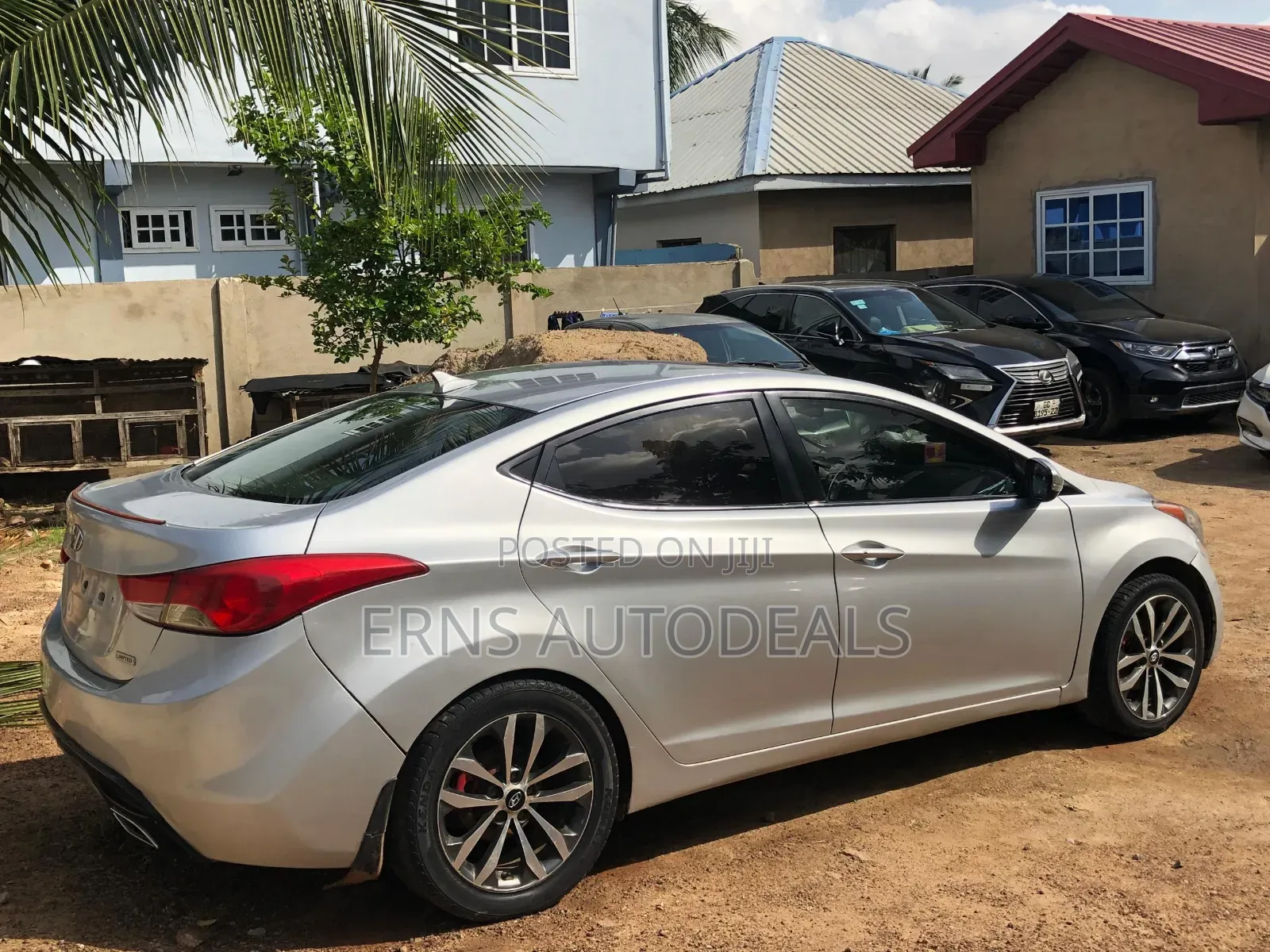 Hyundai Elantra Limited Sedan FWD (1.8L 4cyl 6A) 2013 Silver
