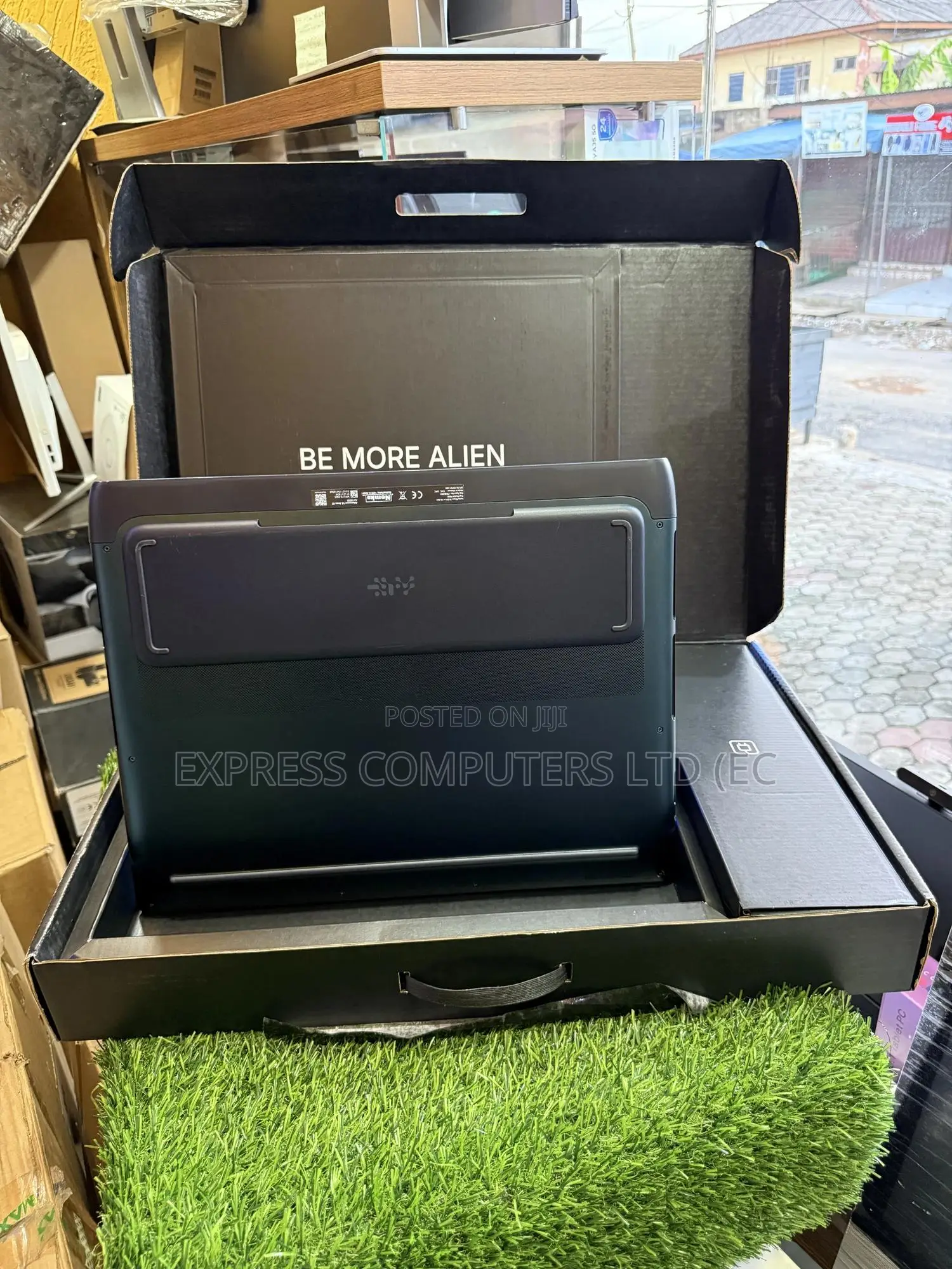 Laptop Alienware 18 Area-51 32GB Intel Core Ultra 9 SSD 1T