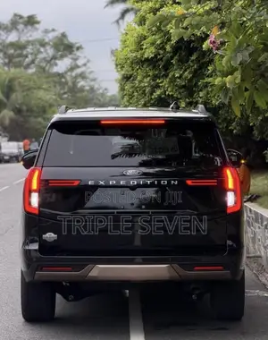 Ford Expedition Max King Ranch 4x4 2025 Black