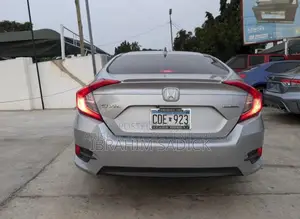 Honda Civic Touring 4dr Sedan (1.5L 4cyl) 2017 Silver