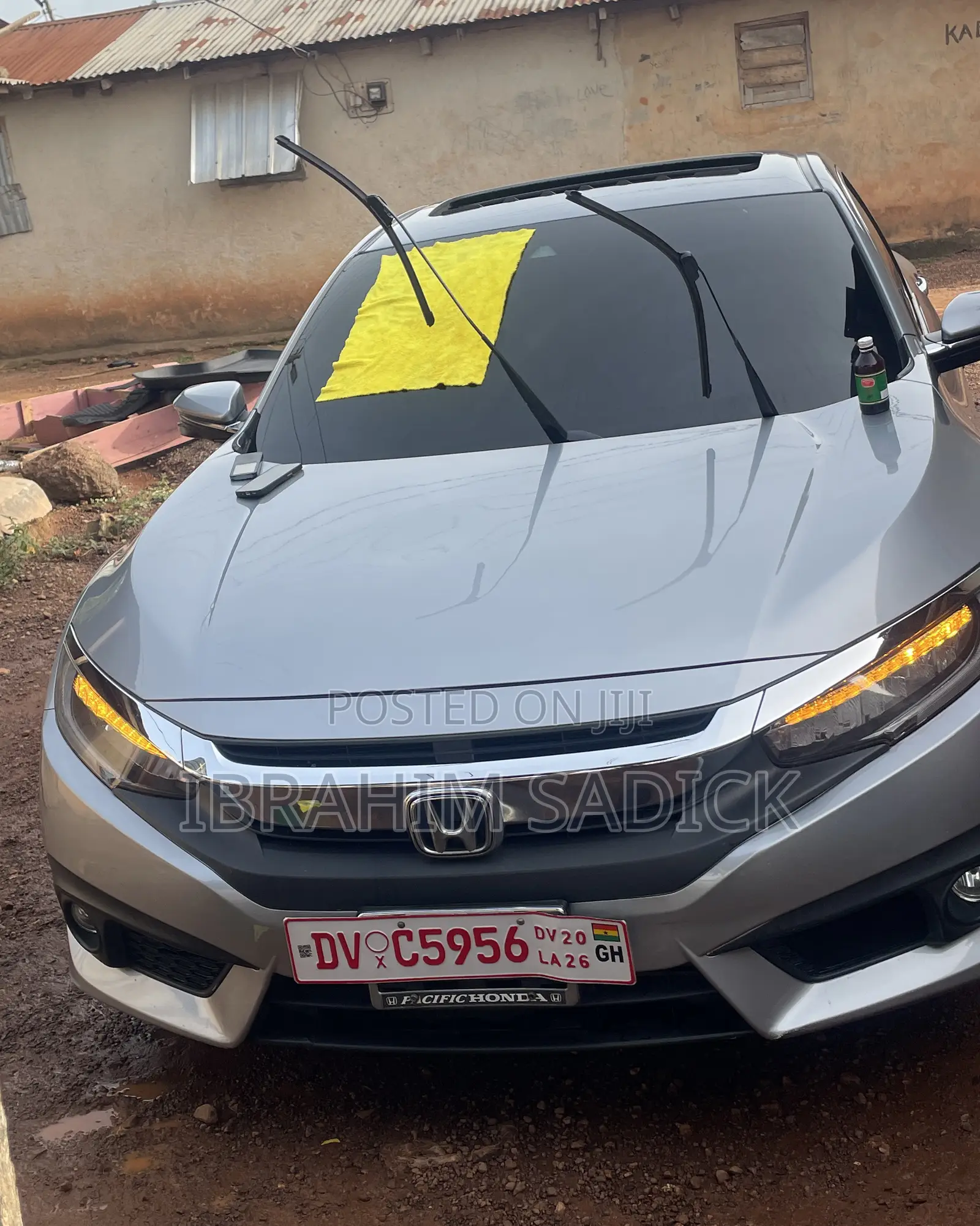 Honda Civic Touring 4dr Sedan (1.5L 4cyl) 2017 Silver