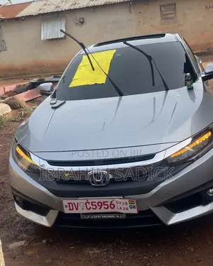 Honda Civic Touring 4dr Sedan (1.5L 4cyl) 2017 Silver