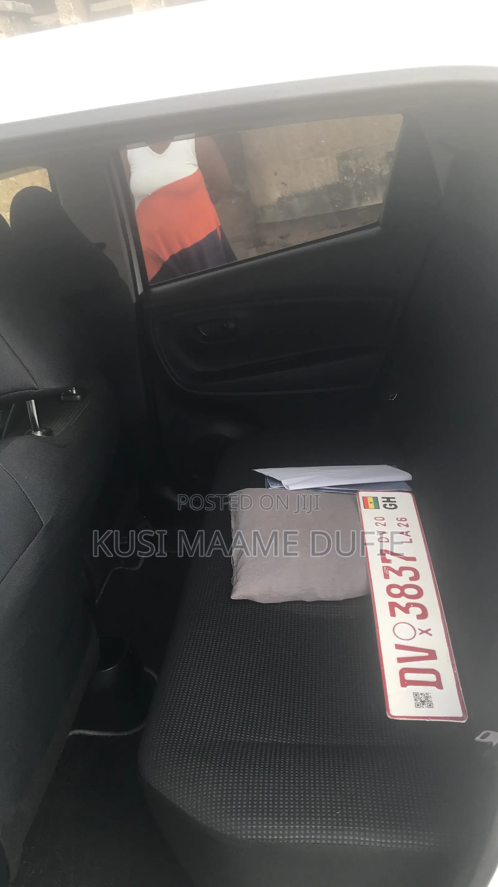 Toyota Vitz 1.0 FWD 3dr 2015 White